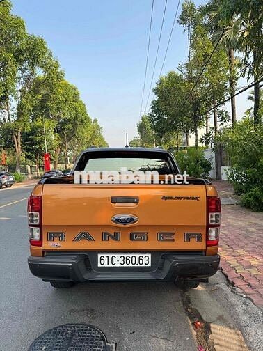 Ford Ranger đời 2018 Wildtrak xe nhập 2 cầu