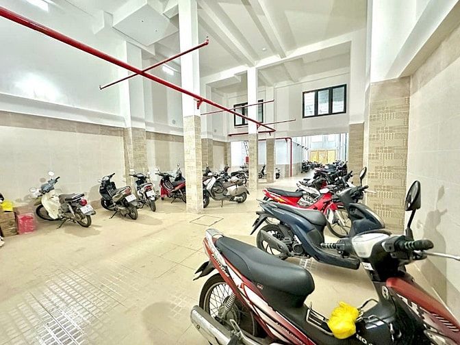 Bán nhà dòng tiền 62 phòng doanh thu khoản 300tr/thang SHR NH Vay 80%