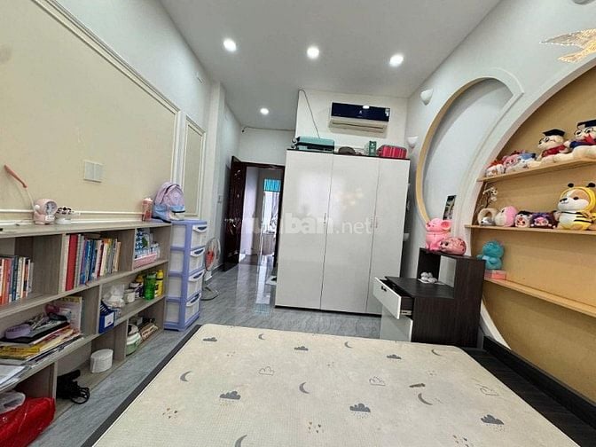 Bán nhà 4 tầng đẹp HXH  Dương Bá Trạc Q8 giá giảm mạnh chỉ 7,95 tỷ.
