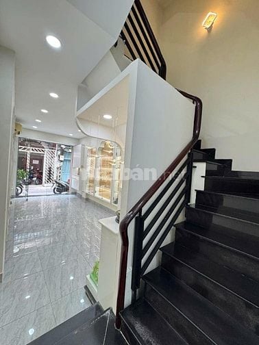 Bán nhà 4 tầng đẹp HXH  Dương Bá Trạc Q8 giá giảm mạnh chỉ 7,95 tỷ.