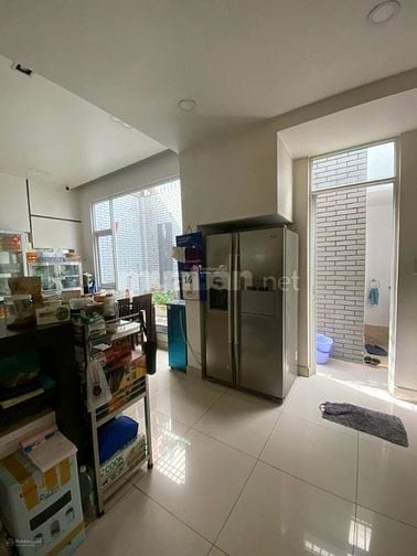 Bán nhà 3 lầu Dt 7x18m  gần đường Lê Văn Lương , Chợ Tân quy, Quận 7. 