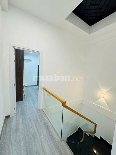 Siêu Phẩm- MT Kinh Doanh Hẻm CHợ- Âu Cơ- Tân Bình.DT 4x15- 2 LẦu-MỚI