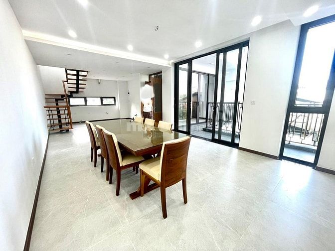 Biệt thự hiện đại giữa lòng thủ đô, Bán nhà kV Cửa Nam, HK 90m, 30 Tỷ