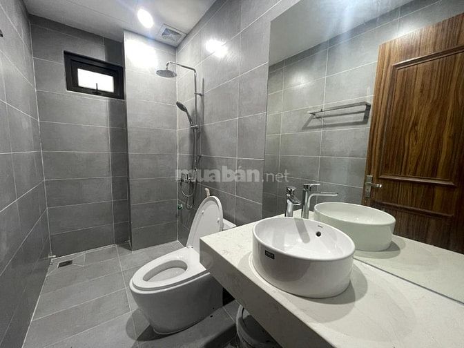 Biệt thự hiện đại giữa lòng thủ đô, Bán nhà kV Cửa Nam, HK 90m, 30 Tỷ
