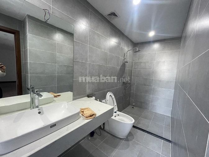 Biệt thự hiện đại giữa lòng thủ đô, Bán nhà kV Cửa Nam, HK 90m, 30 Tỷ