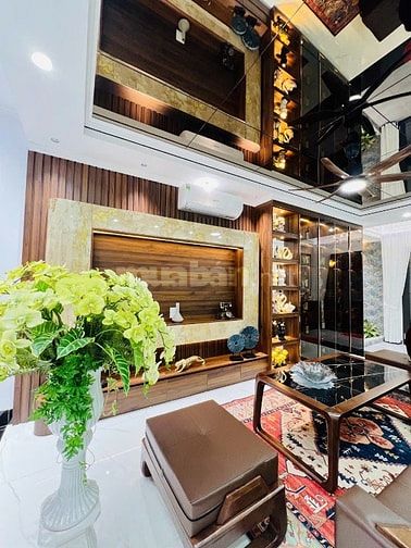 DƯỚI 19,9 TỶ 52M2x 6TẦNG THANG Máy 10m Ra Phố Ngọc Khánh ở KD 