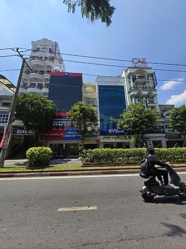 MT Bàu Cát- Tân Bình.Dt 8x18- 5 Lầu- DT sàn 700m2- HĐ thuê 120TR/th 