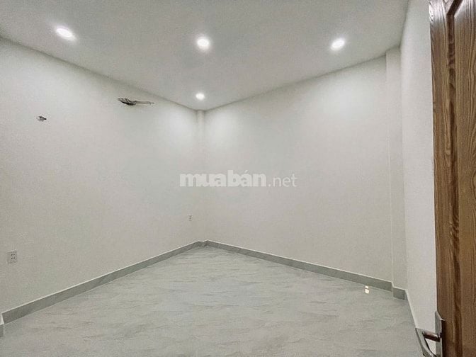 SIÊU PHẨM MỚI-ĐÚc 4 Tầng-HXH Giải Phóng-Tân Bình.DT 3.8x16-nhỉnh 11 TỶ