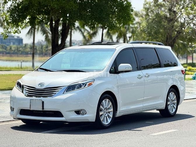 TOYOTA SIENNA 3.5LIMITED [ Date 11.2015 Model 2016 / Odo 50.000km ]