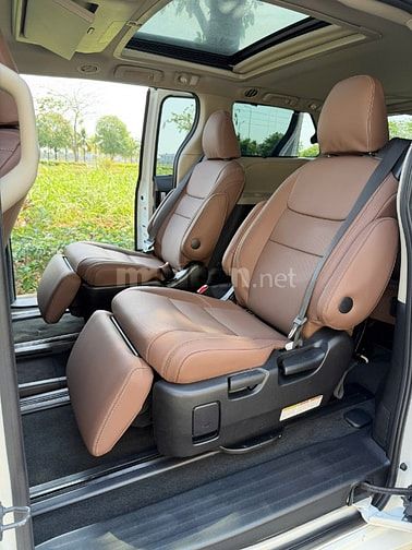 TOYOTA SIENNA 3.5LIMITED [ Date 11.2015 Model 2016 / Odo 50.000km ]