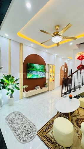 Nhà mới vào ở liền Nguyễn Văn Đậu - Tăng Bạt Hổ, có 🌹 gửi ace, H.Đông