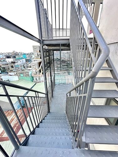 BÁN TÒA CHDV FULL NỘI THẤT– THANG MÁY– PCCC CHUẨN – DÒNG TIỀN 300TR/TH