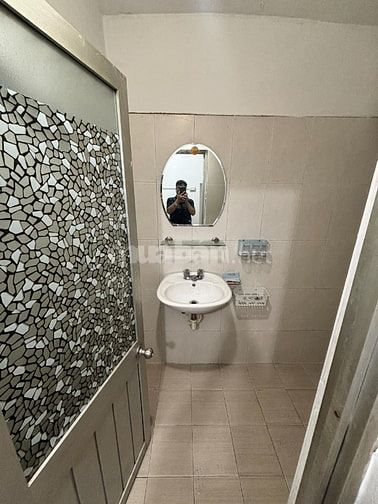 Cho hộ gia đình thuê nhà ngõ phố khâm thiên và ngõ 19 Lạc Trung