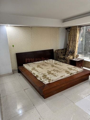 Cho thuê mặt bằng nhà phố , mặt đường 20m ,
