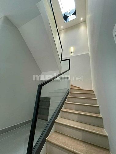 Mặt tiền LÊ THỊ RIÊNG, QUẬN 1 - DT: 4,5m x 15m - 4 Tầng - Giá: 33,5 Tỷ