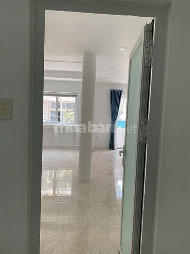 Chính chủ cần bán gấp toà nhà số 1A Thạch Thị Thanh, Quận 1 DTSD 400m2