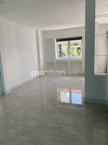 Chính chủ cần bán gấp toà nhà số 1A Thạch Thị Thanh, Quận 1 DTSD 400m2