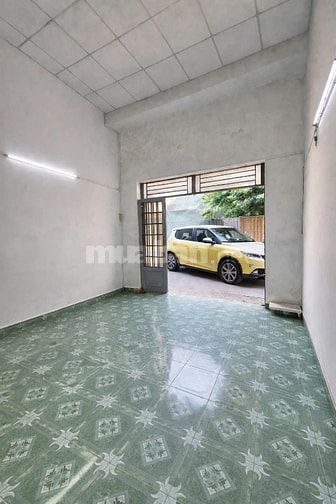 Chính chủ bán nhà hẻm xe hơi Phan Văn Hớn Quận 12, 4.2x12, lửng, 4,2tỷ