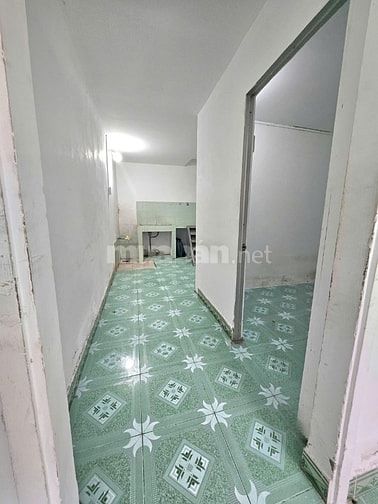 Chính chủ bán nhà hẻm xe hơi Phan Văn Hớn Quận 12, 4.2x12, lửng, 4,2tỷ