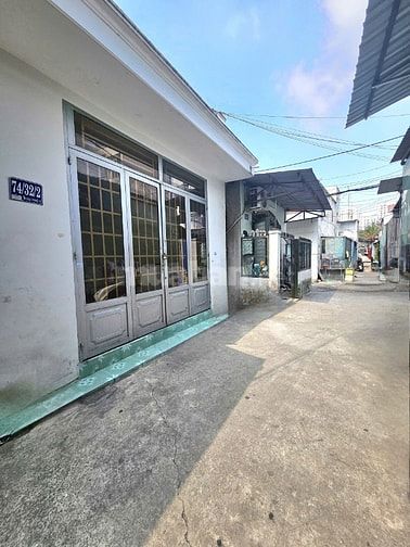 Chính chủ bán nhà hẻm xe hơi Phan Văn Hớn Quận 12, 4.2x12, lửng, 4,2tỷ