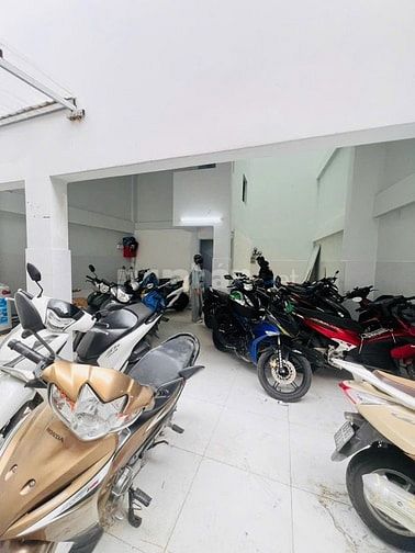 Bán nhà CHDV rẻ 32 phòng 579/70 QUANG TRUNG P11 Gò Vấp (THANG MÁY)