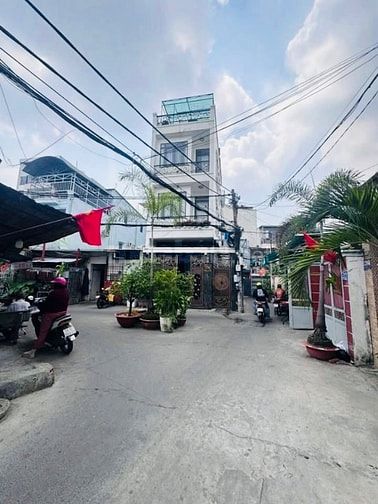 Bán nhà CHDV rẻ 32 phòng 579/70 QUANG TRUNG P11 Gò Vấp (THANG MÁY)