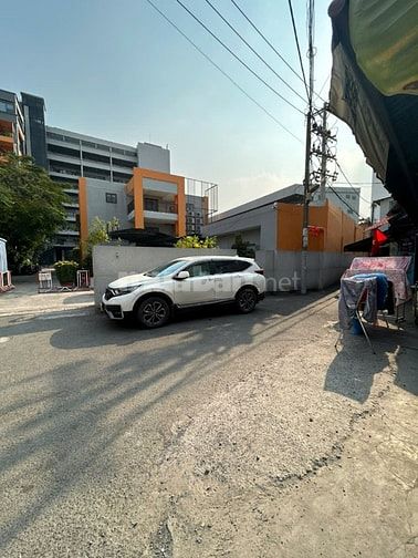 Bán đất 80m2 HXH 7m 233 Phan Văn Trị bên hông ĐH Văn Lang chỉ 11ty6