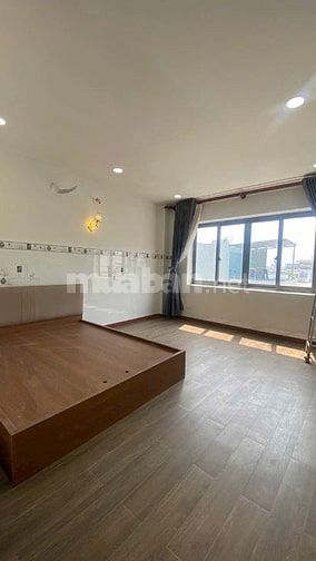  Cần bán căn nhà tân cổ điển  giá tốt đầy đủ tiện ích  nội thất đầy đủ