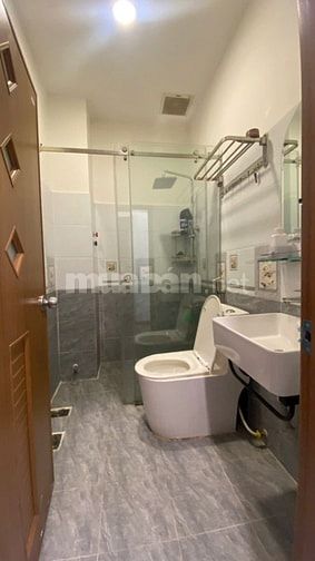  Cần bán căn nhà tân cổ điển  giá tốt đầy đủ tiện ích  nội thất đầy đủ