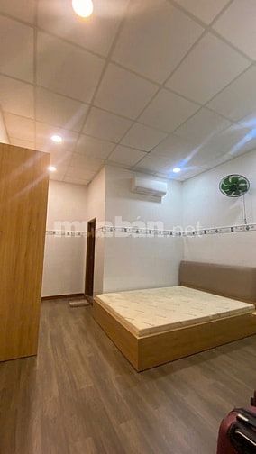  Cần bán căn nhà tân cổ điển  giá tốt đầy đủ tiện ích  nội thất đầy đủ