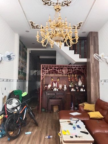  Cần bán căn nhà tân cổ điển  giá tốt đầy đủ tiện ích  nội thất đầy đủ