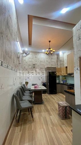  Cần bán căn nhà tân cổ điển  giá tốt đầy đủ tiện ích  nội thất đầy đủ