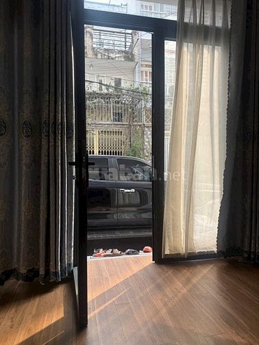  Cần bán căn nhà tân cổ điển  giá tốt đầy đủ tiện ích  nội thất đầy đủ