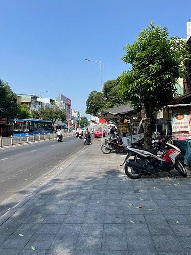 CHO THUÊ NHÀ MẶT TIỀN - ĐƯỜNG HẬU GIANG. NGAY NGÃ TƯ MINH PHỤNG. 