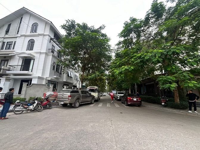Chỉ dưới 26 tỷ, sở hữu ngay căn 144m2, Geleximco D, tiện ích đầy đủ