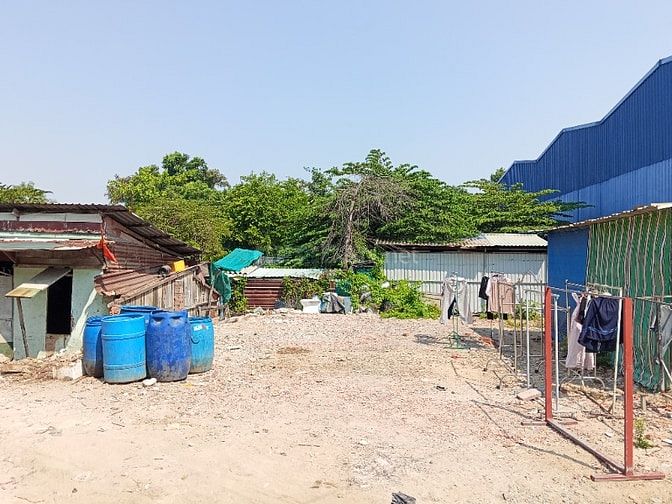 Cho thuê 2000m2 đường 16, kv Phước Bình