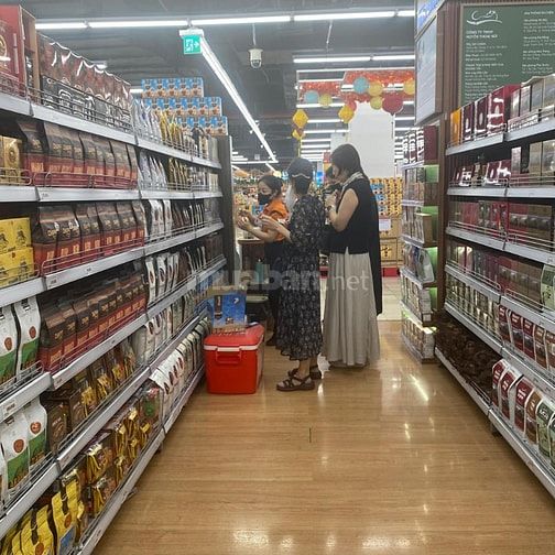 QUẬN 12 --  HÓC MÔN:TUYỂN 02 BẠN BÁN HÀNG, 01 BẠN KIỂM, SOẠN HÀNG 