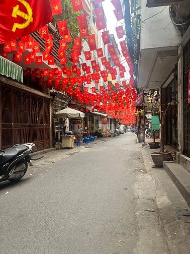 🔸Lô góc Kim Hoa, cách 1 nhà là Mặt phố chỉ 15m, sổ hoa hậu