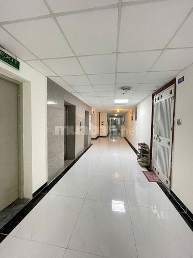 Bán chung cư CT1A thành phố giao lưu Phạm Văn Đồng, Hà Nội, 
