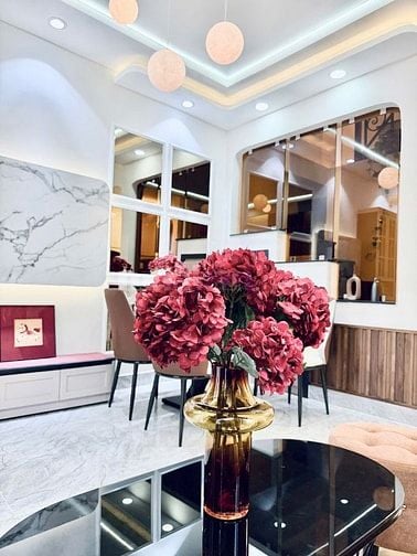 Nhà 03 tầng , full nội thất cao cấp hẻm xe hơi khu VIP HUỲNH VĂN BÁNH