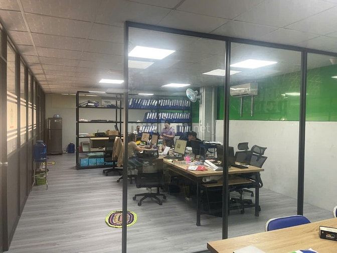 Giám sát thi công cty quảng cáo, nội thất, xây dựng cơ bản