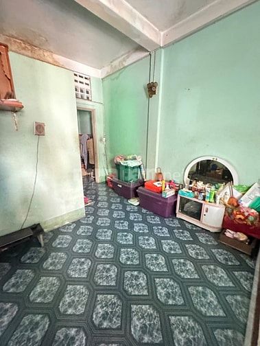 Bán gấp nhà:3,8x23,bốn lầu mặt tiền Cống Quỳnh,Nguyễn Cư Trinh,Q1(củ)