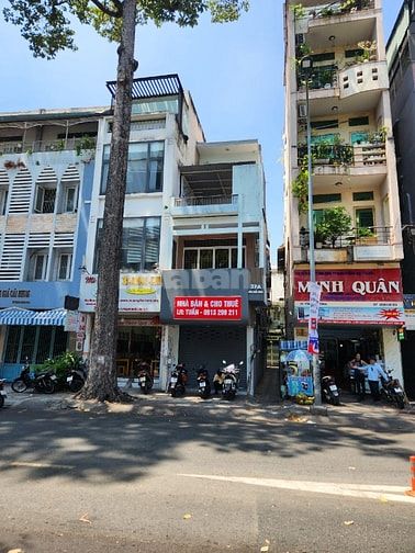 Bán nhà MT 37-37A Tôn Thất Tùng, Phường Bến Thành. 7m x 15m, 3 lầu