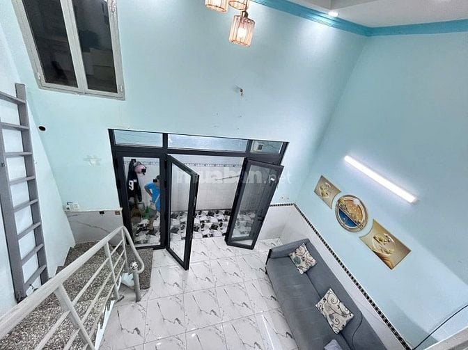  3 tầng - Nguyên căn Âu Dương Lân P3 Q8 2PN, Nhà mới có sẵn nội thất