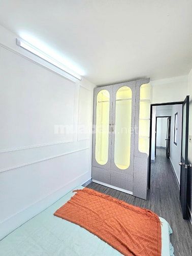 Nhà mặt tiền Huỳnh Tấn Phát ngay trung tâm quận 7