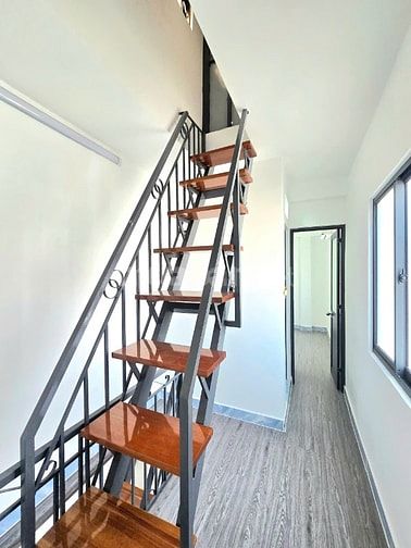 Nhà mặt tiền Huỳnh Tấn Phát ngay trung tâm quận 7