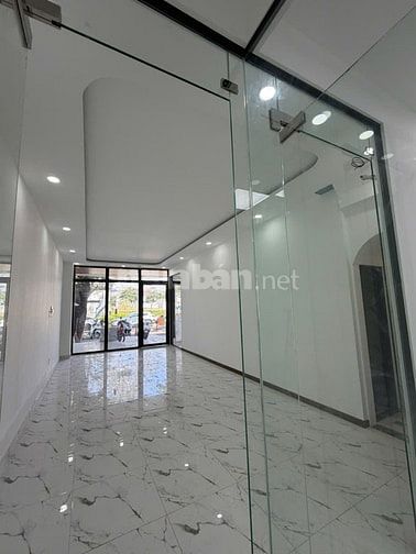 Cho thuê mặt bằng kinh doanh 5x18 mặt tiền đường kinh doanh Sầm uất