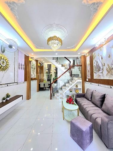 🔥🔥🔥 BÁN NHÀ GIAO GIỮ SỔ HỒNG RIÊNG - NHÀ TO 4M❌10M - GIÁP QUẬN 7 🔥