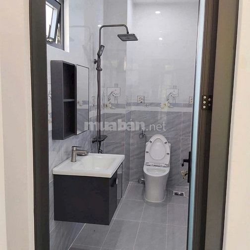 Bán Nhà 3 Lầu DT 747 Nam Tân Uyên,