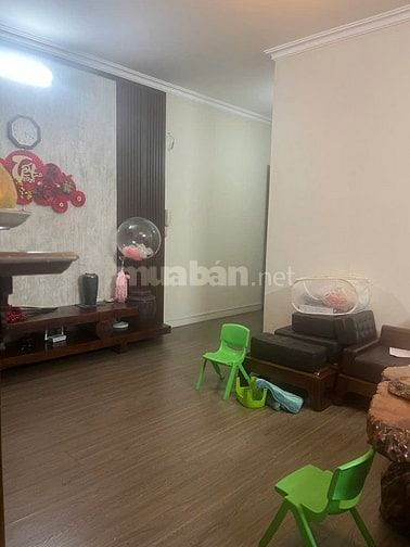 BÁN CHCC 17T8 khu đô thị Trung Hòa Nhân Chính, DT 121,5m2, 3 phòng ngủ